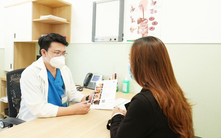 Bệnh nhân nữ 35 tuổi tránh được nguy cơ ung thư đại tràng nhờ nội soi tiêu hóa