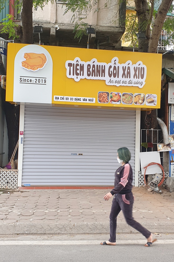 Các cửa hàng, dịch vụ ăn uống tại vùng cam của Hà Nội 'lay lắt' bán mang về - Ảnh 10. Các cửa hàng, dịch vụ ăn uống tại vùng cam của Hà Nội 'lay lắt' bán mang về - Ảnh 10.
