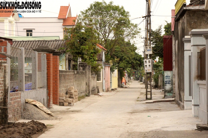 Hải Dương: Xuất hiện chùm ca bệnh tại huyện Ninh Giang chưa rõ nguồn lây, hơn 1.000 học sinh tạm dừng đến trường - Ảnh 2.