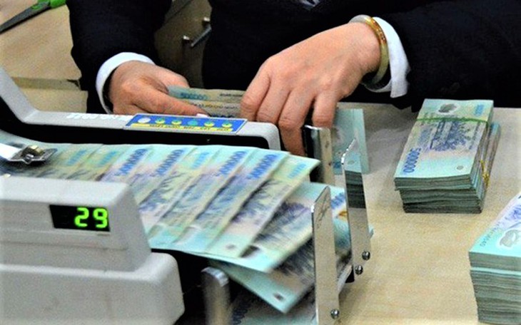 Do ảnh hưởng của dịch COVID-19, tiền thưởng Tết năm 2022 có giảm? - Ảnh 2.