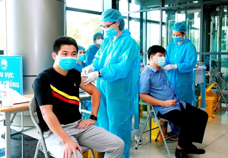 Vĩnh Phúc yêu cầu cán bộ, người dân hạn chế di chuyển dịp Tết để phòng dịch COVID-19 - Ảnh 2. Vĩnh Phúc yêu cầu cán bộ, người dân hạn chế di chuyển dịp Tết để phòng dịch COVID-19 - Ảnh 2.