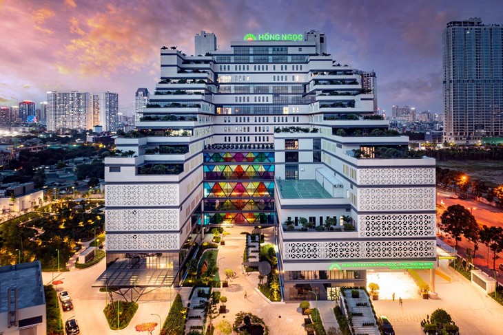 Bệnh viện Việt Nam dành giải thưởng Dự án tốt nhất toàn cầu năm 2021 - Ảnh 2. Bệnh viện Việt Nam dành giải thưởng Dự án tốt nhất toàn cầu năm 2021 - Ảnh 2.