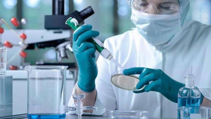Mắc COVID-19 sau tiêm đủ 2 mũi vaccine, tạo 'siêu miễn dịch' chống SARS-CoV-2 - Ảnh 2.
