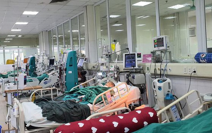 10 thai phụ mắc COVID-19 đang thở máy, chạy ECMO ở Hà Nội 
