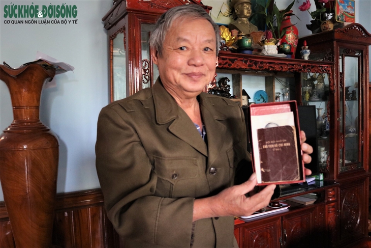 Người cựu chiến binh say mê sưu tầm tư liệu về Đại tướng Võ Nguyên Giáp - Ảnh 1. Người cựu chiến binh say mê sưu tầm tư liệu về Đại tướng Võ Nguyên Giáp - Ảnh 1.