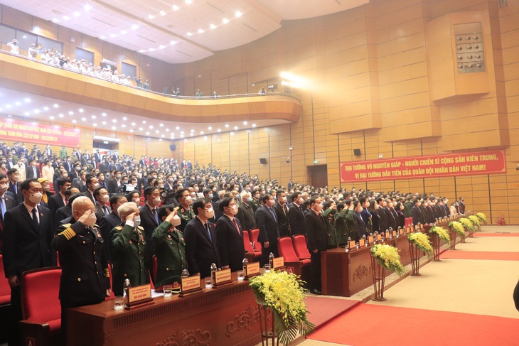 Thủ tướng Chính phủ cùng các lãnh đạo Trung ương dự Lễ kỷ niệm 110 năm Ngày sinh Đại tướng Võ Nguyên Giáp - Ảnh 1.