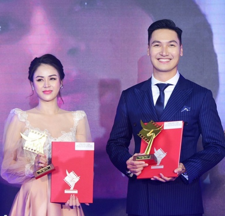 Giải Cánh diều 2020: ‘Bố già’ nắm tay ‘Gái già lắm chiêu V’ bay cao - Ảnh 4. Giải Cánh diều 2020: ‘Bố già’ nắm tay ‘Gái già lắm chiêu V’ bay cao - Ảnh 4.