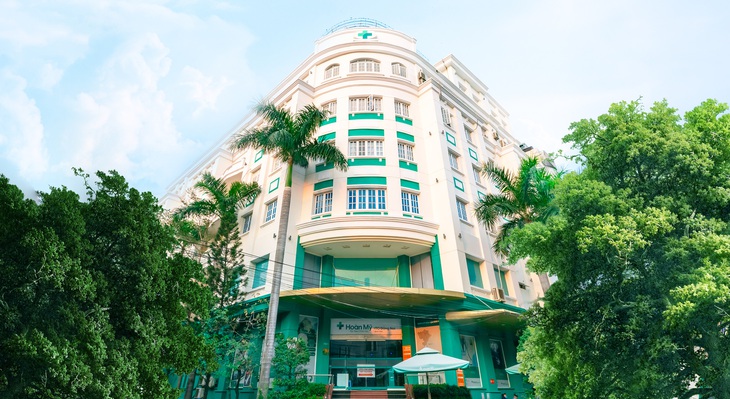 Thay khớp háng nhân tạo để phục hồi biến chứng dính khớp sau mổ sọ não - Ảnh 3. Thay khớp háng nhân tạo để phục hồi biến chứng dính khớp sau mổ sọ não - Ảnh 3.