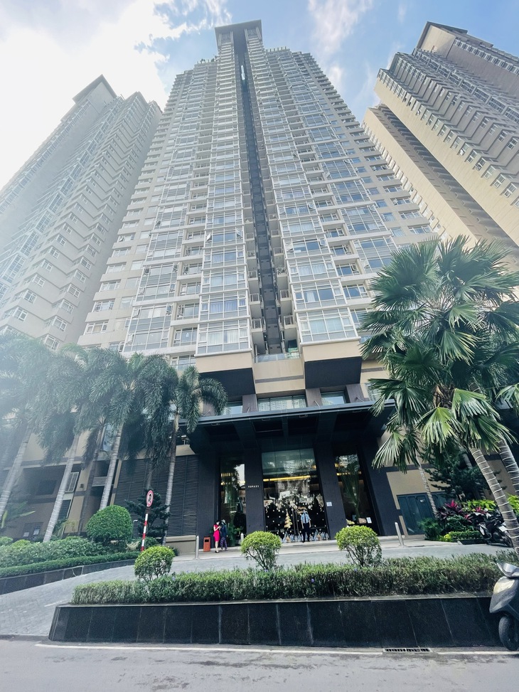 Vụ bé gái 8 tuổi bị bạo hành tử vong: "Tôi chảy nước mắt, cả đêm không ngủ được" - Ảnh 1. Vụ bé gái 8 tuổi bị bạo hành tử vong: "Tôi chảy nước mắt, cả đêm không ngủ được" - Ảnh 1.