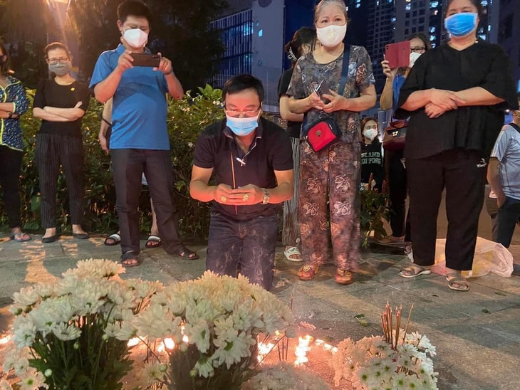 Bé gái 8 tuổi 2