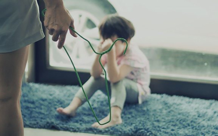Bé gái 8 tuổi 4