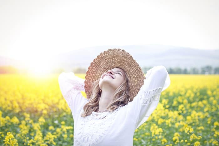 4 mẹo giữ tâm an giữa bộn bề cuộc sống - Ảnh 2.