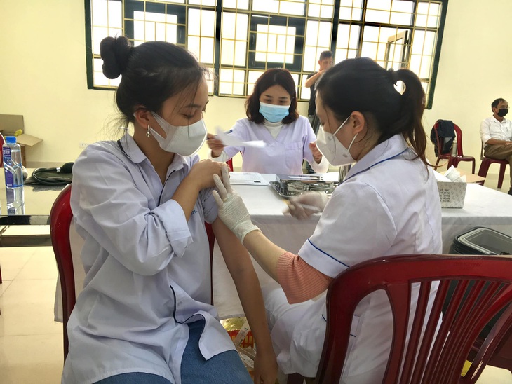 Thanh Hóa: 83.196 trẻ em được tiêm vaccine phòng COVID-19 mũi 1. - Ảnh 2.