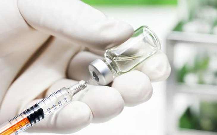 Nguy cơ tử vong do COVID-19 tăng 14 lần nếu không tiêm vaccine