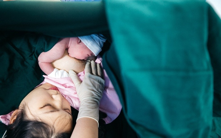 Đặc tính kháng virus của sữa mẹ: Vô số lợi ích