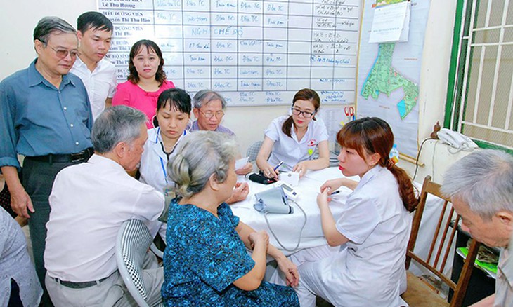 Triển khai mô hình chăm sóc người cao tuổi phù hợp xu hướng "già hóa" dân số - Ảnh 1.