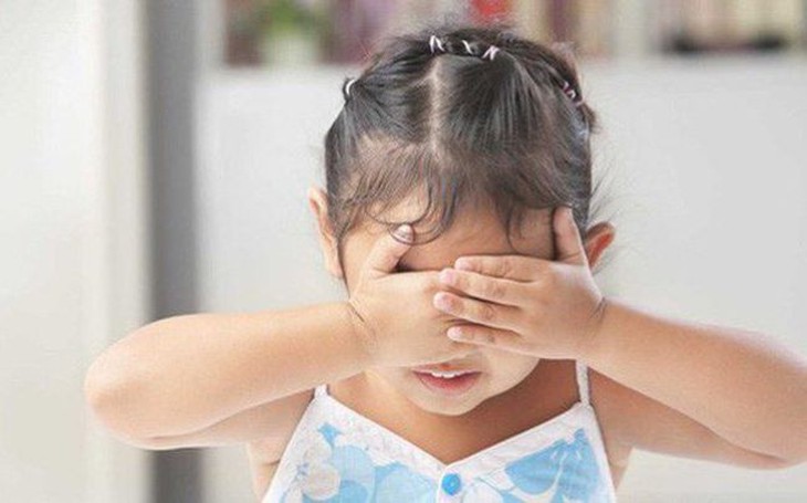 Sang chấn tâm lý do bạo hành ở trẻ - dấu hiệu nhận biết và hệ lụy - Ảnh 2.