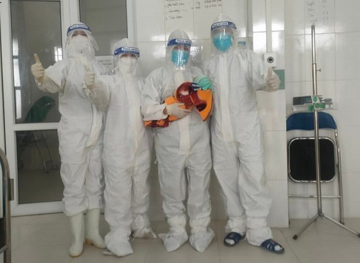 Nỗi niềm của bác sĩ ngày cuối năm - Ảnh 2.