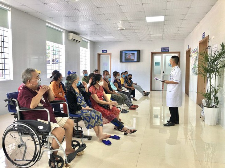 Bệnh viện Chấn thương chỉnh hình Nghệ An: Năm 2021   thực hiện thành công "mục tiêu kép" - Ảnh 5.