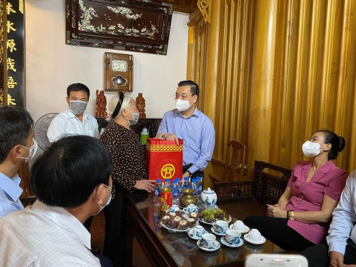 Thủ tướng giao Bộ Y tế chỉ đạo bệnh viện, cơ sở y tế ứng trực 24/24h dịp Tết Nhâm Dần 2022 - Ảnh 2. Thủ tướng giao Bộ Y tế chỉ đạo bệnh viện, cơ sở y tế ứng trực 24/24h dịp Tết Nhâm Dần 2022 - Ảnh 2.