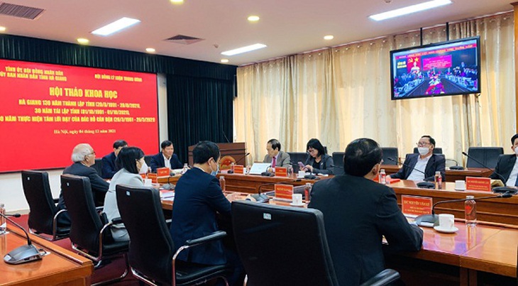 Hội thảo khoa học: Hà Giang 130 năm thành lập tỉnh, 30 năm tái lập tỉnh và 60 năm thực hiện Tám lời Bác Hồ căn dặn - Ảnh 3. Hội thảo khoa học: Hà Giang 130 năm thành lập tỉnh, 30 năm tái lập tỉnh và 60 năm thực hiện Tám lời Bác Hồ căn dặn - Ảnh 3.