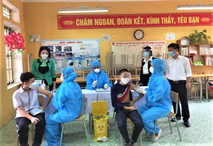 Thái Bình triển khai tiêm vaccine cho trẻ em từ 12-17 tuổi trong toàn tỉnh - Ảnh 2.