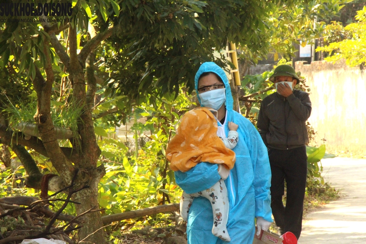 Tin COVID mới nhất Hải Dương: Xuất hiện chùm ca bệnh 4 mẹ con ở huyện Ninh Giang, phong tỏa khẩn cấp 1 xóm trong đêm - Ảnh 3.
