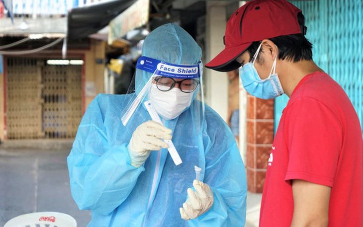Số ca mắc tiếp tục tăng, Vĩnh Phúc triển khai test nhanh tại nhà