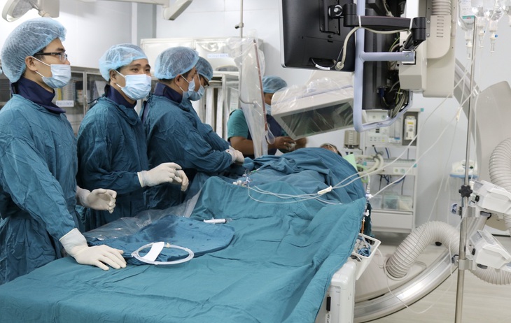 BVĐK Quảng Trị được Hội Đột quỵ Thế giới trao tặng giải thưởng Bạch kim - Ảnh 1. BVĐK Quảng Trị được Hội Đột quỵ Thế giới trao tặng giải thưởng Bạch kim - Ảnh 1.