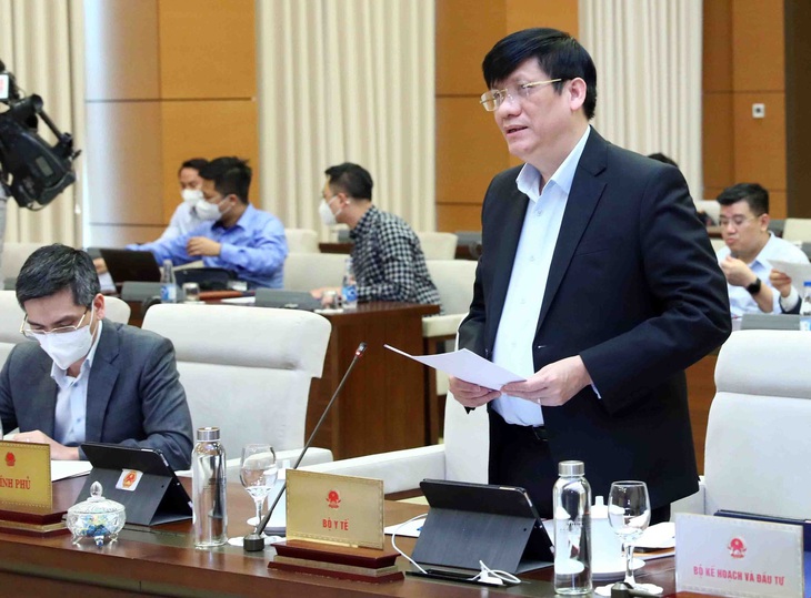 UBTVQH nhất trí cao sớm ban hành Nghị quyết thực hiện một số cơ chế, chính sách trong lĩnh vực y tế - Ảnh 2. UBTVQH nhất trí cao sớm ban hành Nghị quyết thực hiện một số cơ chế, chính sách trong lĩnh vực y tế - Ảnh 2.