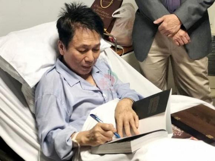 Người vợ gắn bó với nhạc sĩ Phú Quang trong những năm tháng cuối đời là ai? - Ảnh 4. Người vợ gắn bó với nhạc sĩ Phú Quang trong những năm tháng cuối đời là ai? - Ảnh 4.
