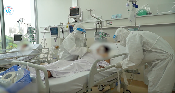 F0 nặng tăng trở lại, Bệnh viện Hồi sức COVID-19 TP.HCM nâng lên 500 giường - Ảnh 1.