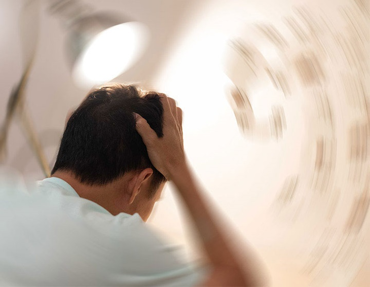 Chóng mặt do rối loạn tiền đình cần phân biệt với bệnh nào? - Ảnh 1.