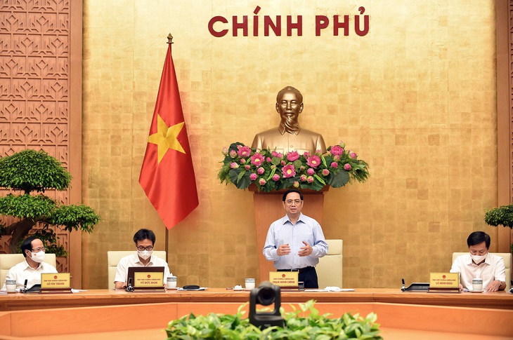 Thay đổi chính sách ưu tiên về vắc-xin COVID-19 - Ảnh 1.