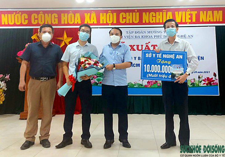 Nghệ An tiếp tục cử 31 thầy thuốc chi viện cho TP. Hồ Chí Minh chống dịch - Ảnh 3. Nghệ An tiếp tục cử 31 thầy thuốc chi viện cho TP. Hồ Chí Minh chống dịch - Ảnh 3.