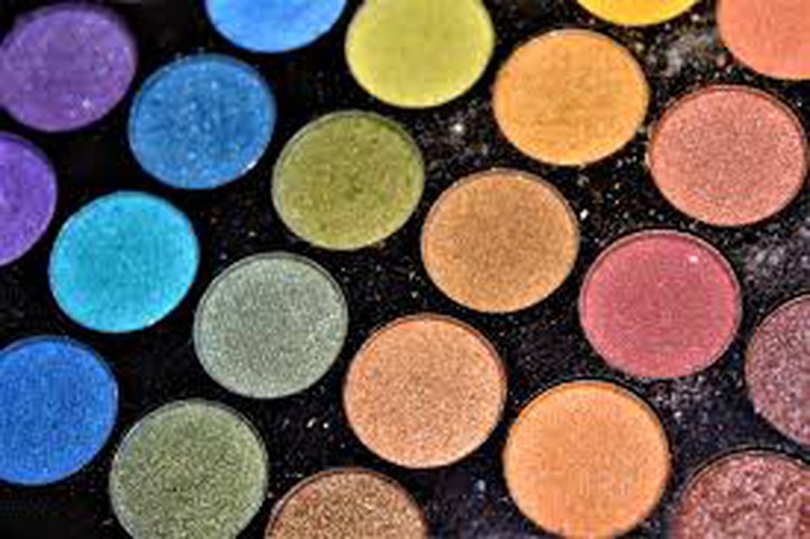 Khóa học trang điểm: Make up ngày nắng tháng 8 ‘rám trái bưởi’ - Ảnh 1.
