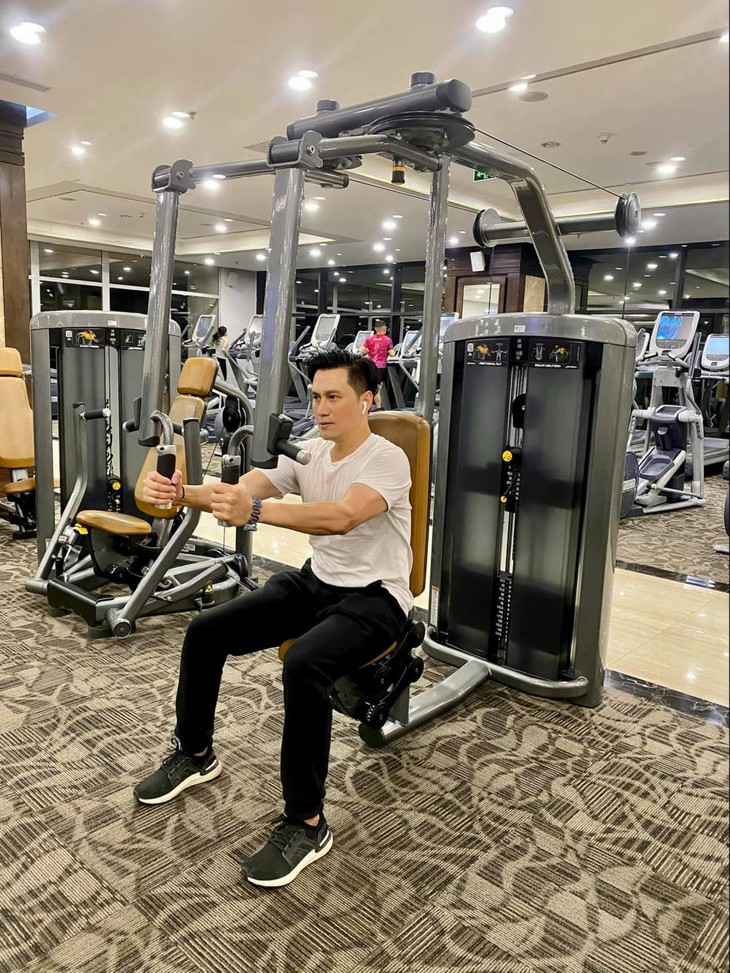 Khoe body cực phẩm gây sốt, Việt Anh đã luyện tập thế nào? - Ảnh 4. Khoe body cực phẩm gây sốt, Việt Anh đã luyện tập thế nào? - Ảnh 4.