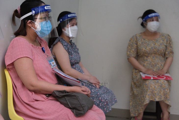 Tiêm vaccine cho mẹ, chủ động bảo vệ "đối tượng kép" - Ảnh 1. Tiêm vaccine cho mẹ, chủ động bảo vệ "đối tượng kép" - Ảnh 1.