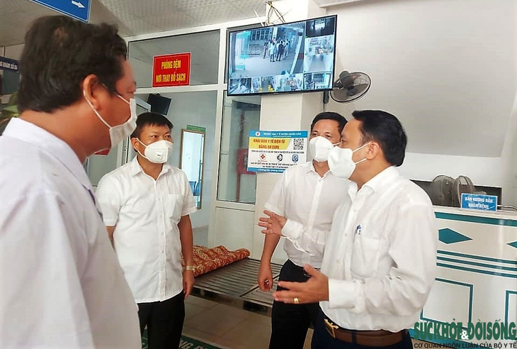 Nghệ An: Đưa Bệnh viện Dã chiến số 2 vào hoạt động - Ảnh 3.