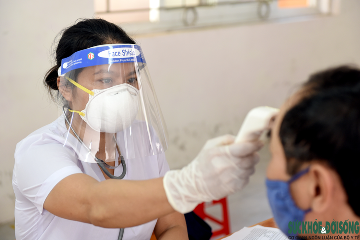 Nghệ An triển khai tiêm 20.000 liều vaccine phòng COVID-19  - Ảnh 4.