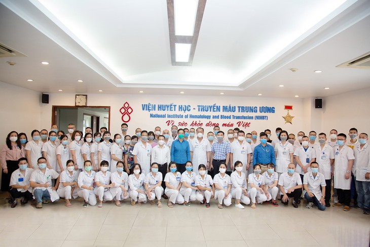 Đoàn cán bộ Viện Huyết học – Truyền máu Trung ương lên đường chi viện TP.HCM