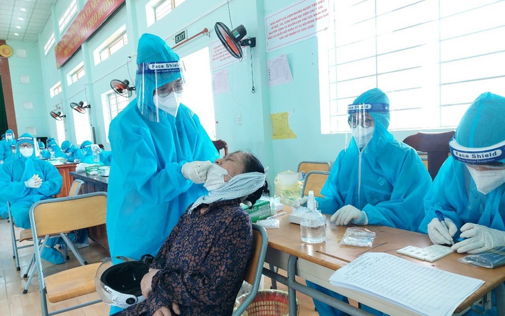 Thư Sài Gòn (số 17): Tâm thư của bác sĩ BVTW Huế trong lòng COVID Bình Dương