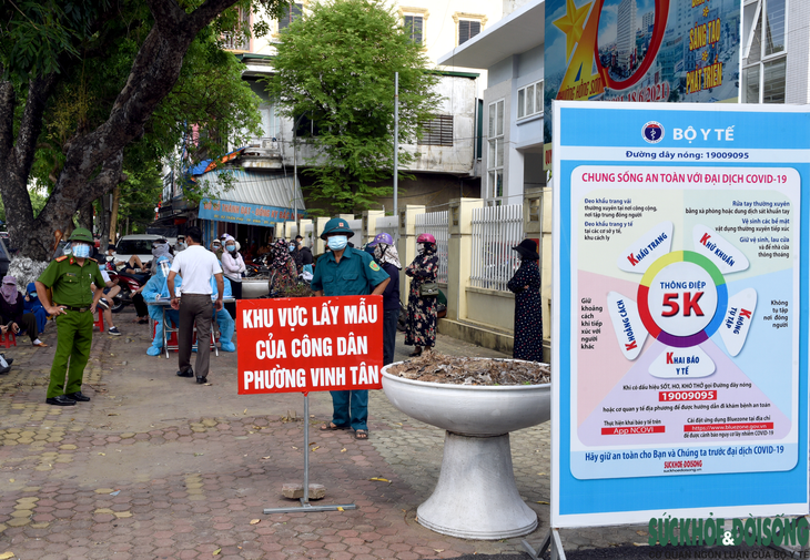 Nghệ An tổng lực lấy mẫu xét nghiệm các trường hợp liên qua đến chợ đầu mối Vinh. - Ảnh 3. Nghệ An tổng lực lấy mẫu xét nghiệm các trường hợp liên qua đến chợ đầu mối Vinh. - Ảnh 3.
