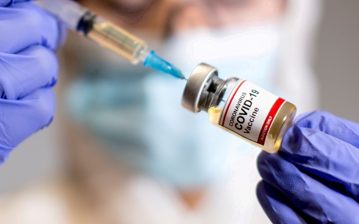 Vaccine COVID-19 mang lại sự bảo vệ tốt cho những người sống chung với HIV