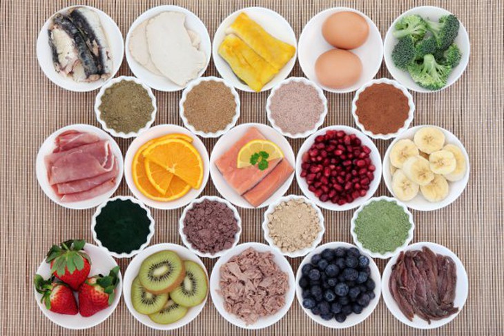 Bổ sung nhiều rau quả tươi, giàu vitamin và khoáng chất vừa chống lão hóa, giữ vóc dáng lại đảm bảo một sức khỏe tốt.