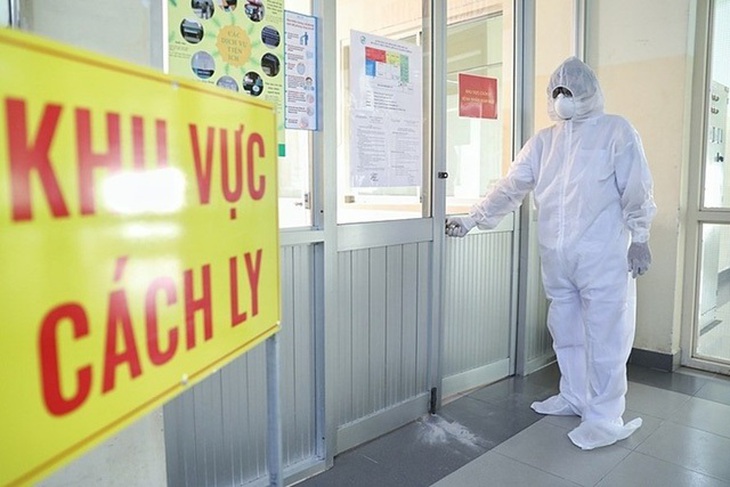 Sáng 24/8: Có 737 ca COVID-19 nặng và nguy kịch; Từ 25/8 phát thuốc Molnupiravir cho F0 điều trị tại nhà ở TP HCM  - Ảnh 1.
