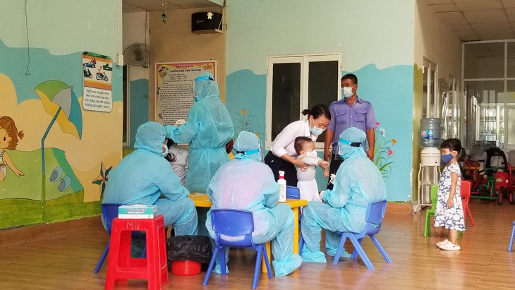 TP.HCM: Học sinh các cấp bắt đầu năm học mới như thế nào - Ảnh 2.