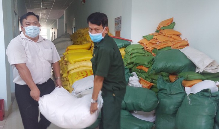 Lo bữa ăn cho công nhân xa quê ngày chống dịch - Ảnh 5.