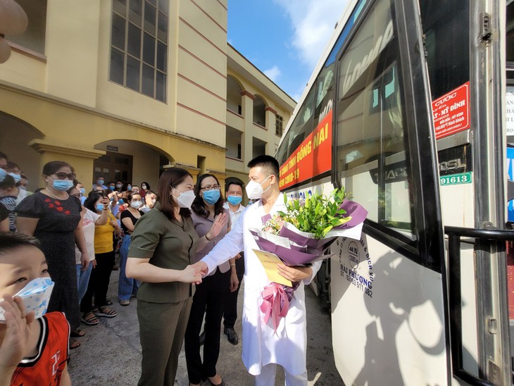 Đoàn y tế thứ 8 của Yên Bái lên đường chi viện tỉnh bạn phòng, chống dịch COVID-19 - Ảnh 2. Đoàn y tế thứ 8 của Yên Bái lên đường chi viện tỉnh bạn phòng, chống dịch COVID-19 - Ảnh 2.