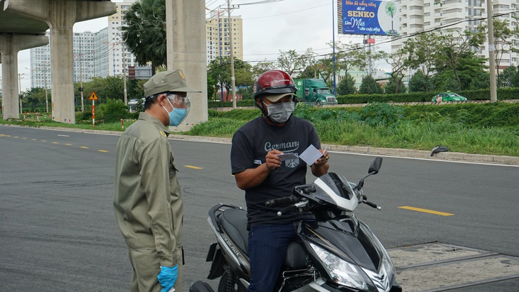 Những đối tượng được lưu thông trên đường từ ngày 23/8 tại TP.HCM - Ảnh 2.
